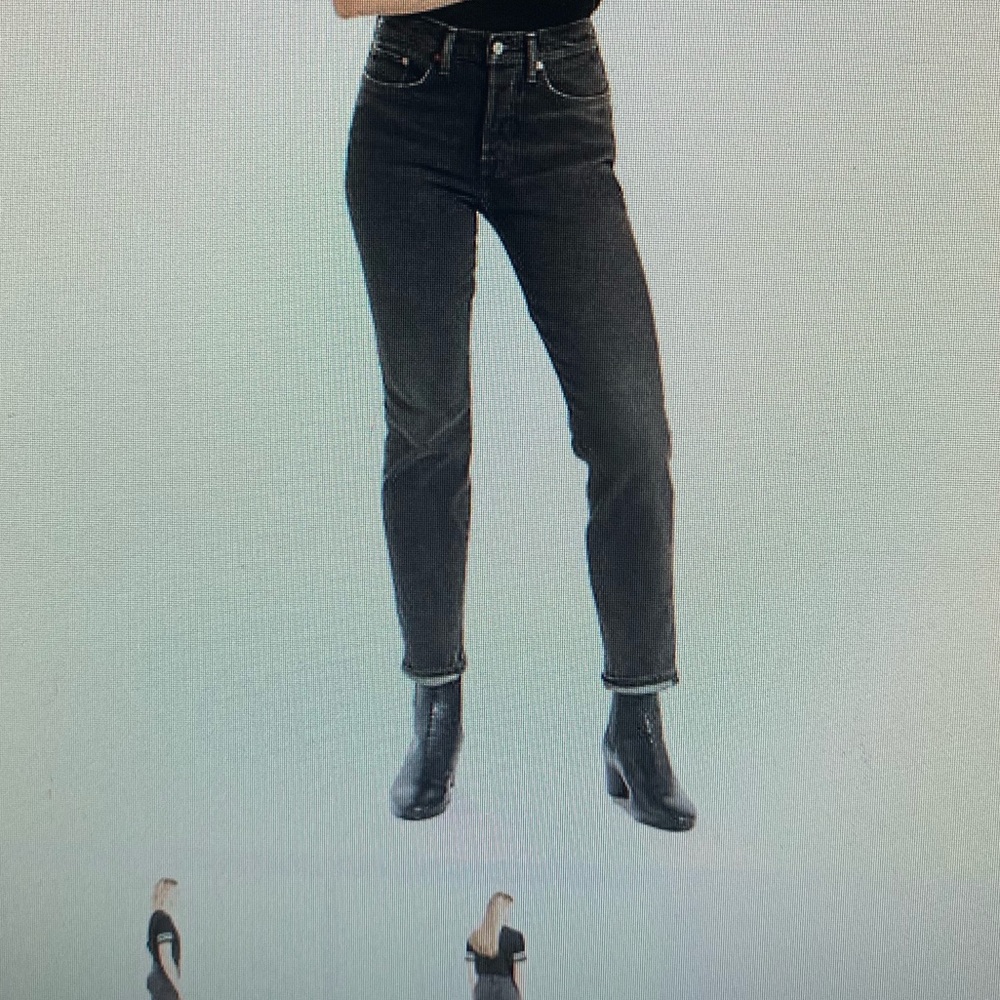 Levi’s wedgie fit black jeans size 24